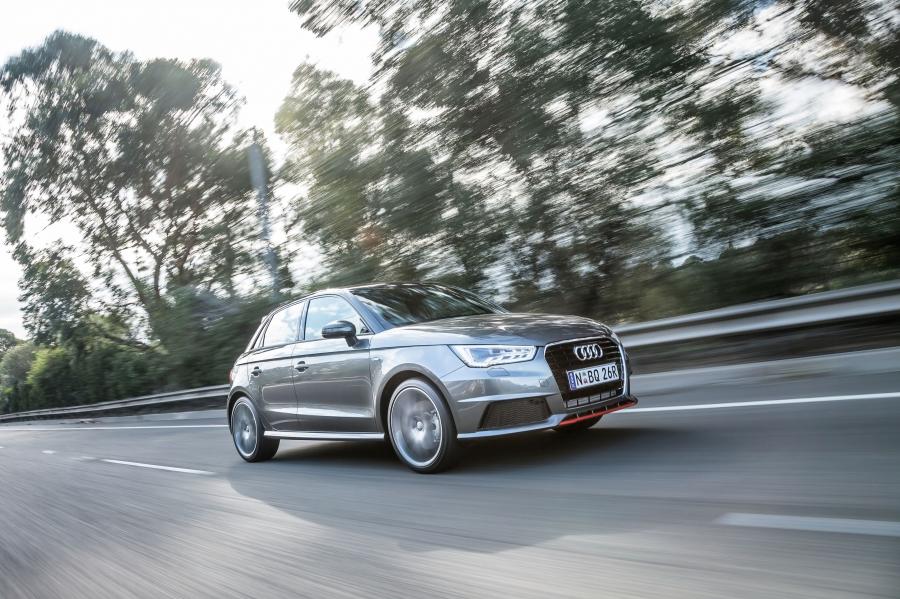  Audi A1 Sportback TFSI S-Line 2015 года  (AU) (фото 19 из 26)